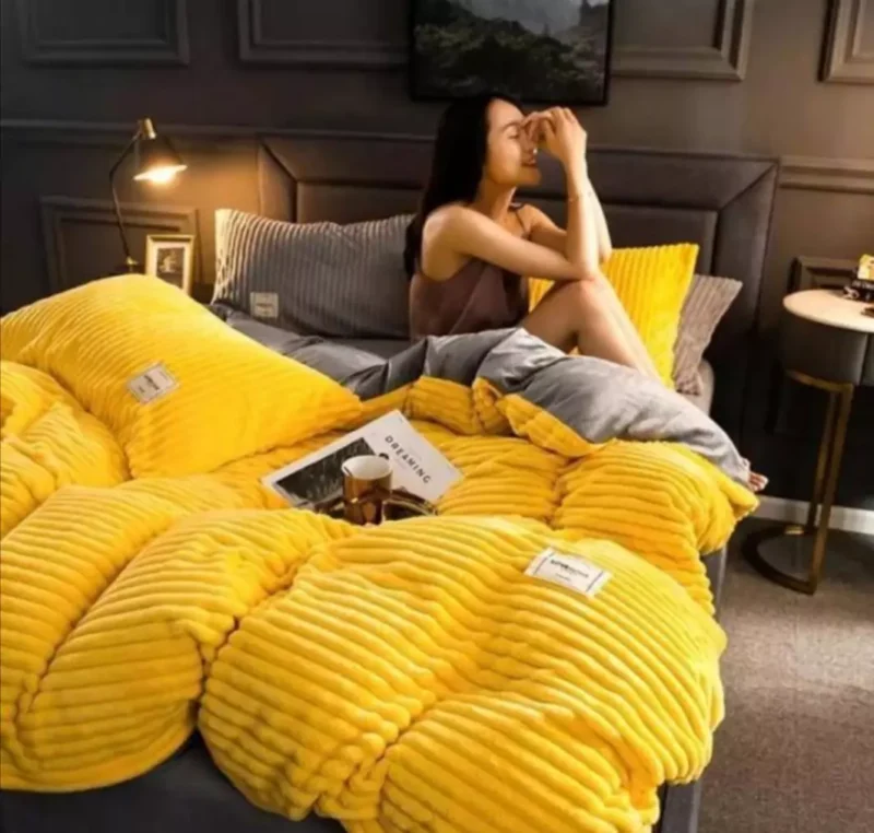 Velvet Duvet Set (TC and  WEAVERBIRD) - Image 8